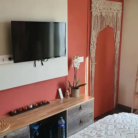 Le Petit Coin De Provence Bed and Breakfast Beaucaire (Gard)